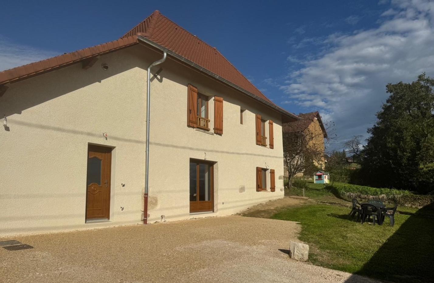 Maison Leonora Saint-Genix-sur-Guiers Kültér fotó